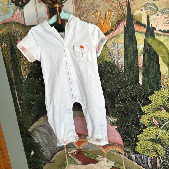 18 month Burberry jumper onesie - Picture 10 of 10